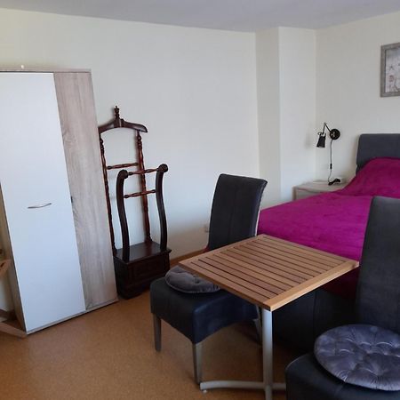 Haus Am Huegel Apartment Altstrimmig ภายนอก รูปภาพ